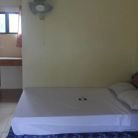 Shalini Garden Hotel & Apartments Sigatoka Exterior photo